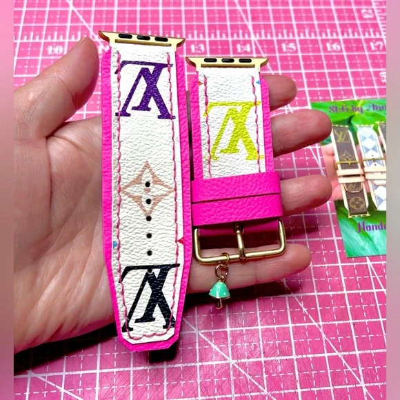 💗 White multicolor Apple Watch strap band Handmade ♻️